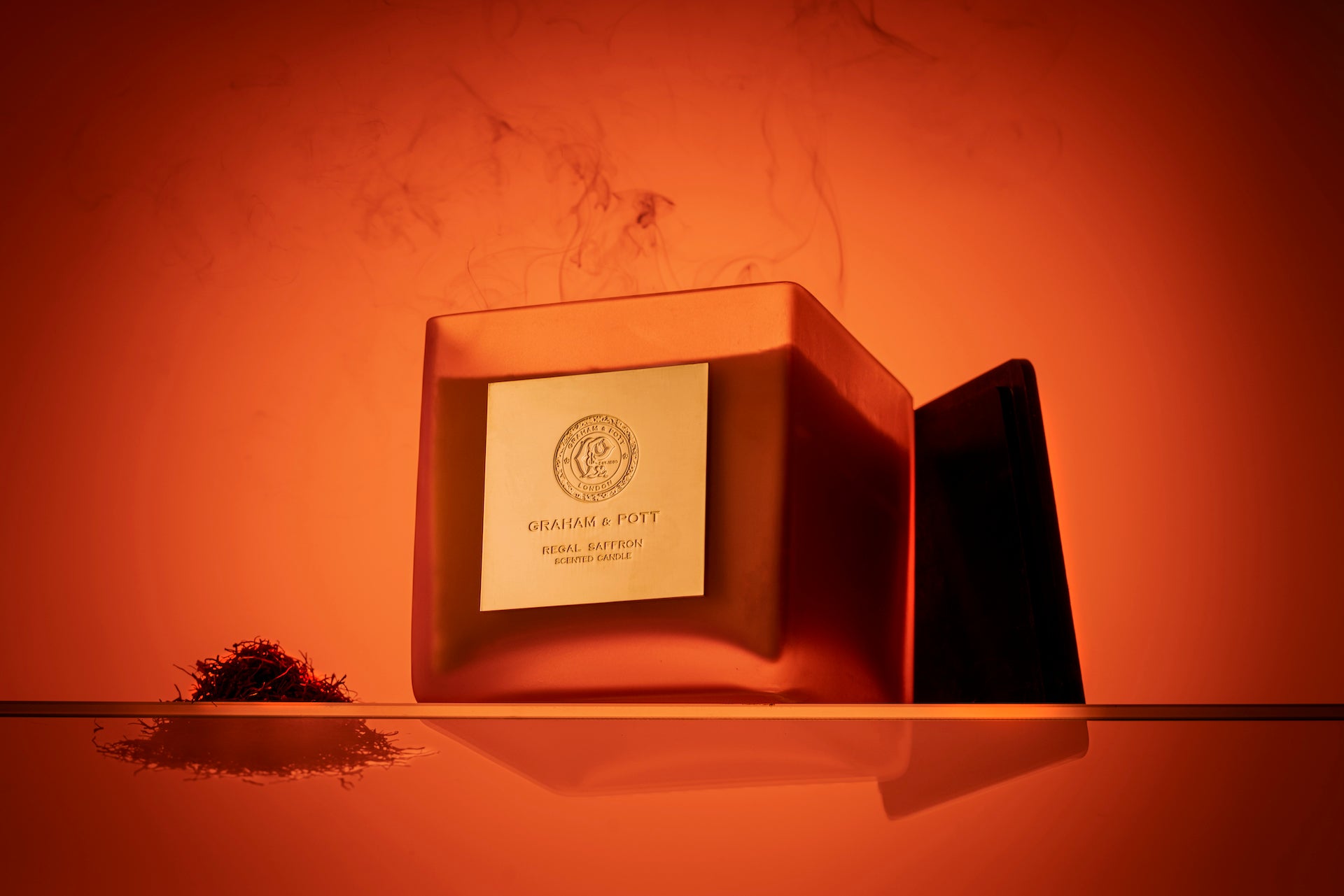 REGAL SAFFRON Scented Candle | The Art of Brilliance | GRAHAM & POTT®